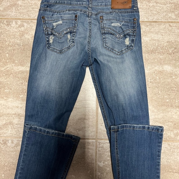 ๐EUC- PAPAYA DISTRESSED BOOT CUT JEANS SZ 7๐๐ - Picture 8 of 9